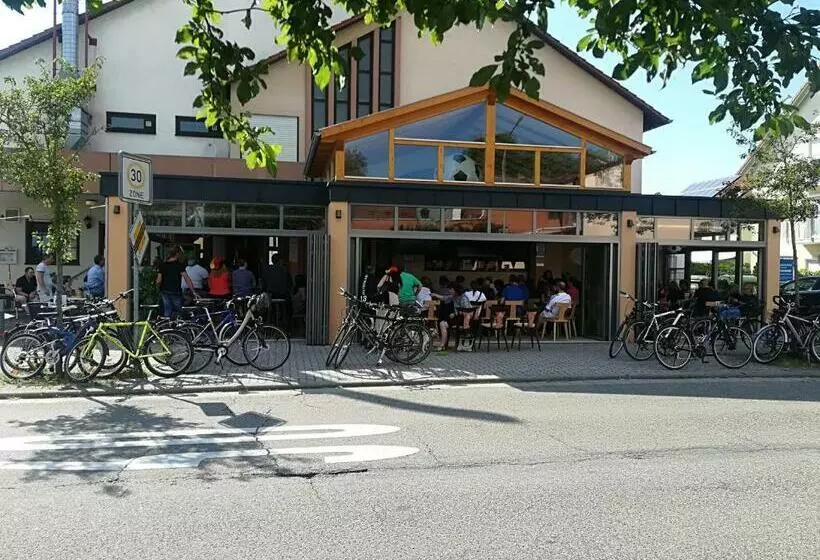 Hotelli Brauhaus Fröschl