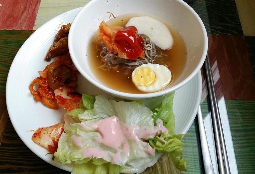 Hotel Cheongpyeong Family