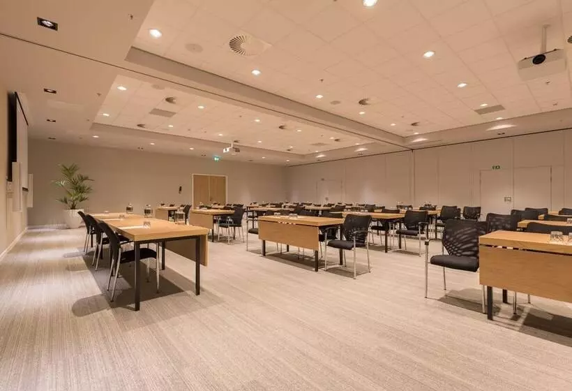 هتل Crowne Plaza Utrecht   Central Station, An Ihg