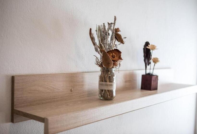 هتل Nikolin Konak