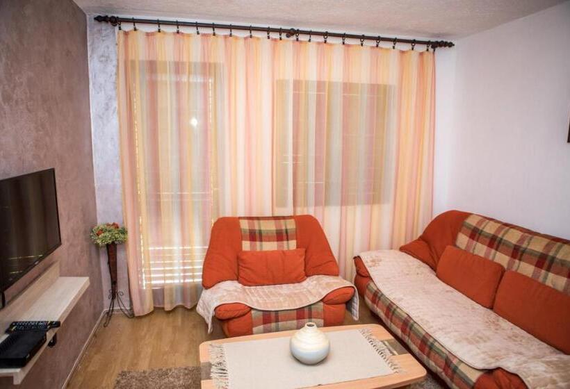 هتل Nikolin Konak