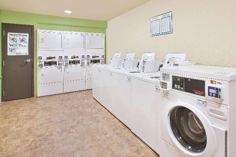 בית מלון כפרי Woodspring Suites Columbus Urbancrest