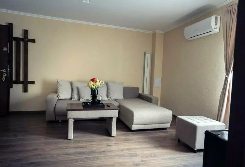 London Apartments Vaslui