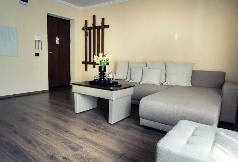 London Apartments Vaslui