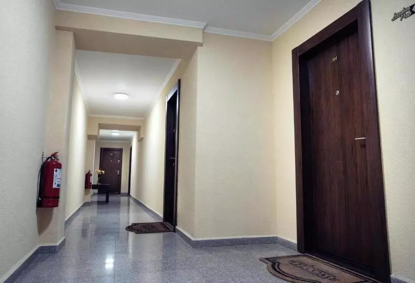 London Apartments Vaslui