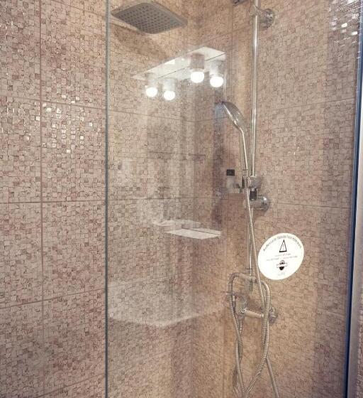 London Apartments Vaslui