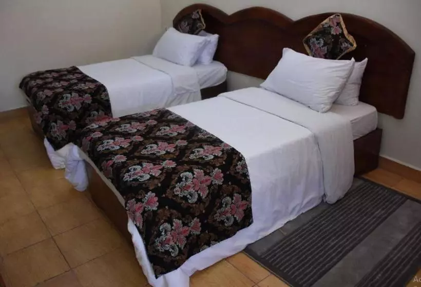 Boulevard Excelsior Motel
