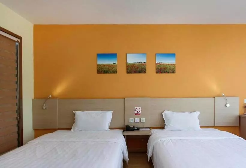 ホテル 7days Inn Danyang Train Station Wuyue Square Branch