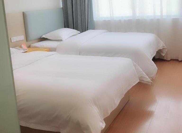 Hotel 7days Inn Rongjiang Binjiang Avenue Branch