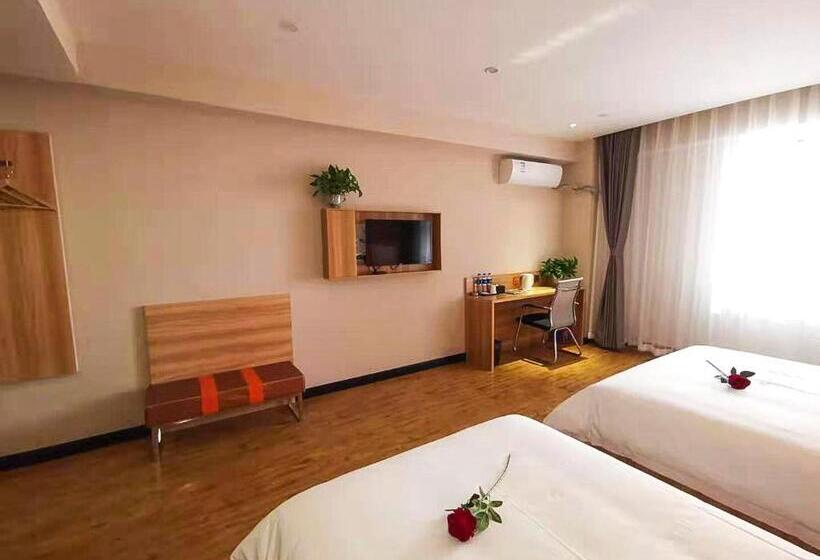 בית מלון כפרי 7days Premium Chengde University City High Speed Rail Station Branch