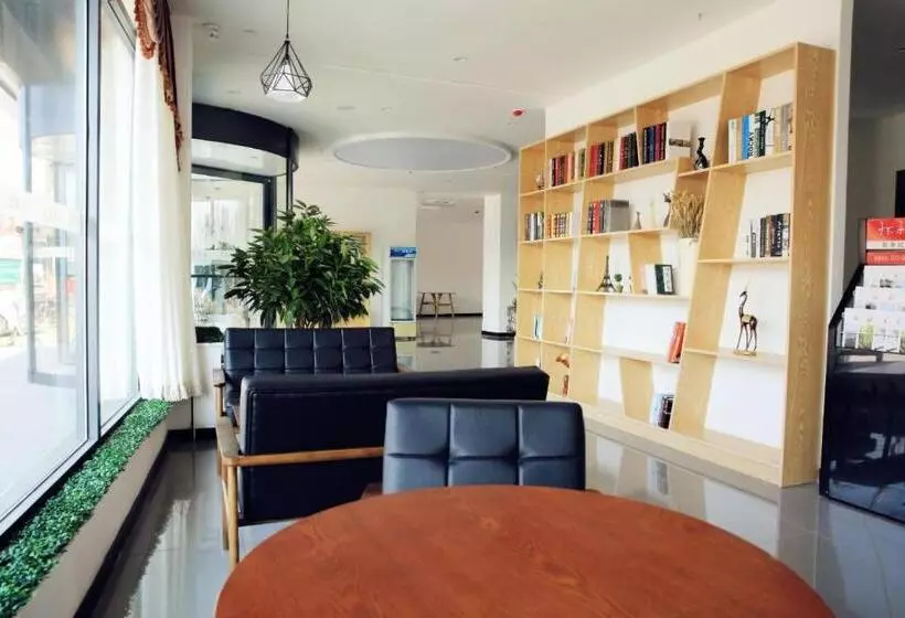 Hotelli 7days Premium Zhangjiakou Huailai County Shacheng Branch