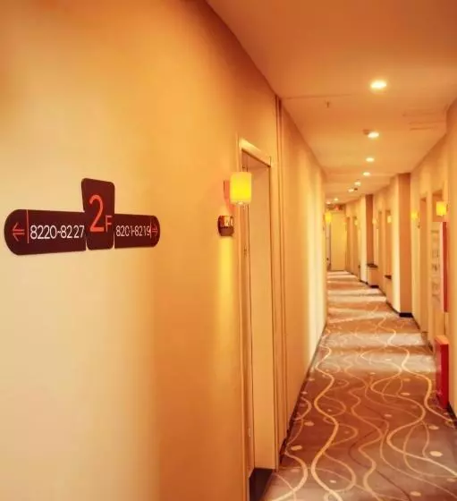 Hotelli 7days Premium Zhangjiakou Huailai County Shacheng Branch