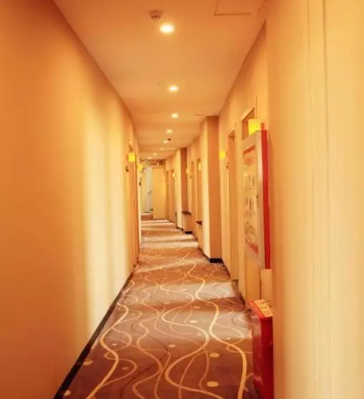 Hotelli 7days Premium Zhangjiakou Huailai County Shacheng Branch