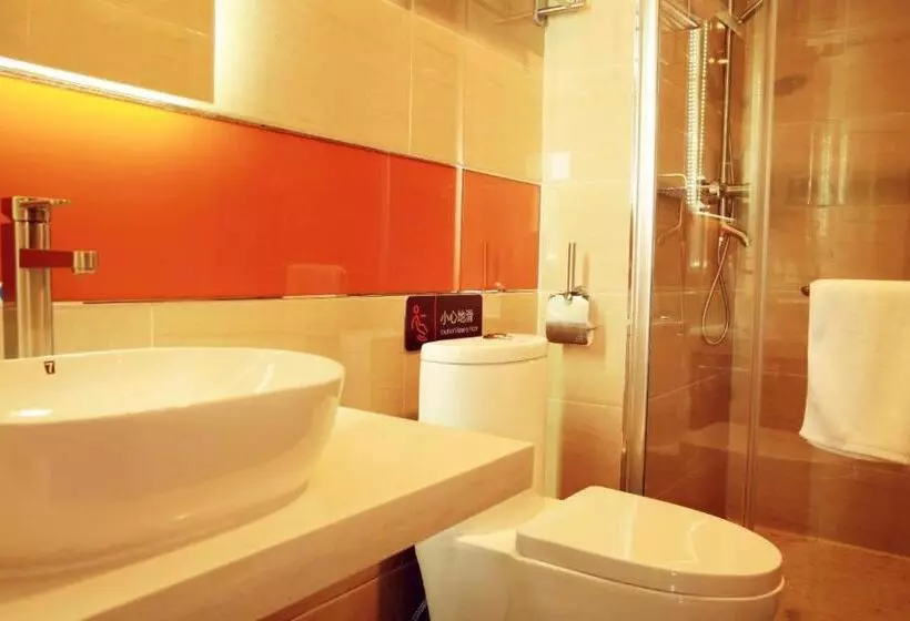 Hotelli 7days Premium Zhangjiakou Huailai County Shacheng Branch