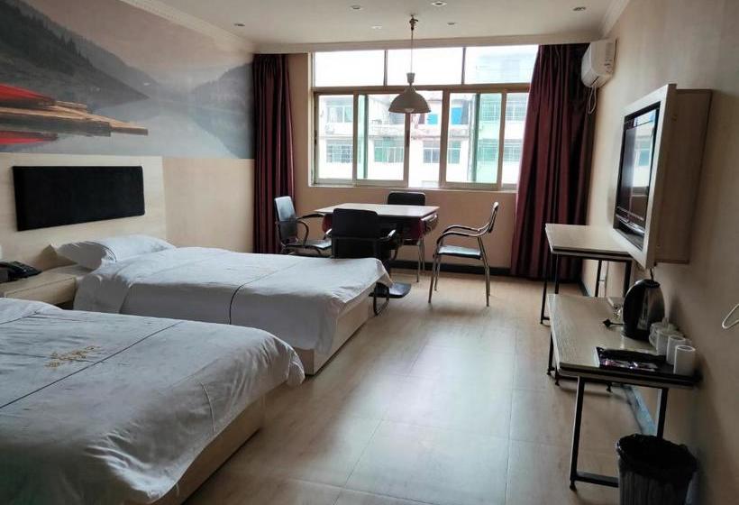 Jun Hotels Nanchang Honggutan New District Cuiyuan Road Subway Station