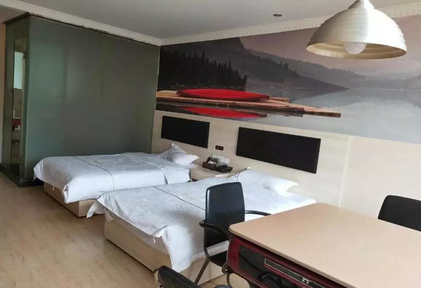 Jun Hotels Nanchang Honggutan New District Cuiyuan Road Subway Station