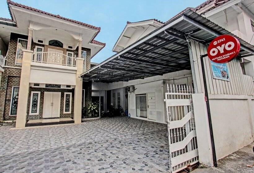 בית מלון כפרי Oyo 3741 Mutiara Syariah 1