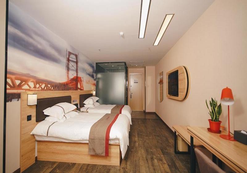 Thank Inn Chain Hotel Yancheng Tinghu District Changting Commercial Building