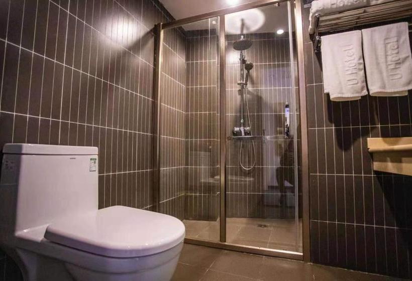 Thank Inn Plus Hotel Qiandongnan Zhenyuan County Railway Station