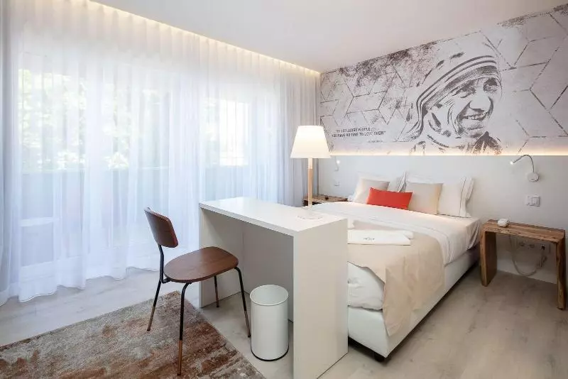 هتل The Icons Lisbon