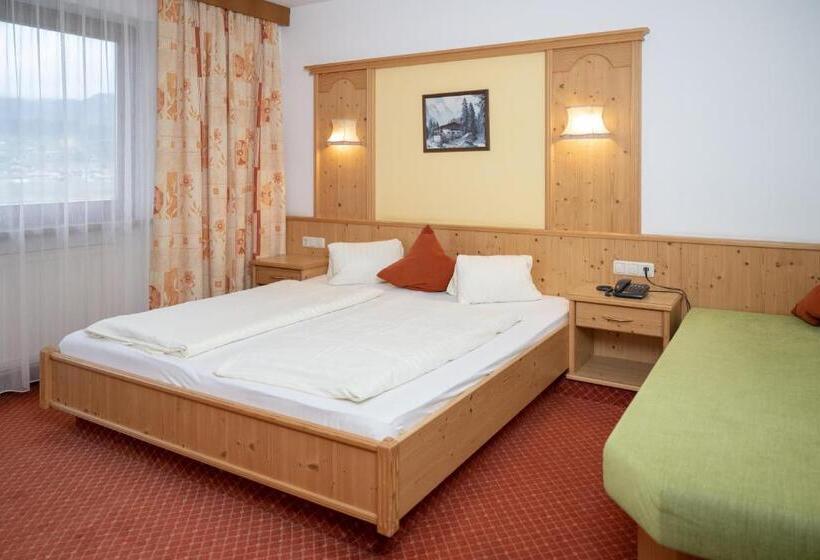 ホテル Waidachhof