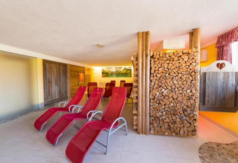 ホテル Waidachhof