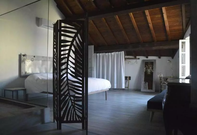 ペンション B&b Giardinidivale A 2 Chilometri Da Finale Ligure