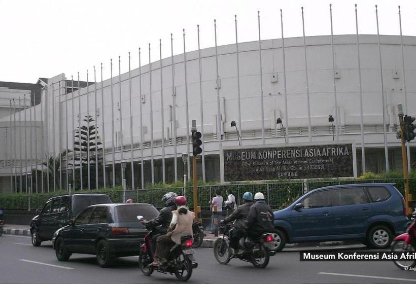 Panzió Ungu Kostel Fly Over Kircon