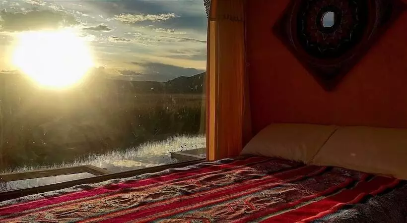 ペンション Uros Suma Jakaña Lodge