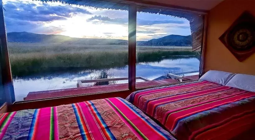ペンション Uros Suma Jakaña Lodge