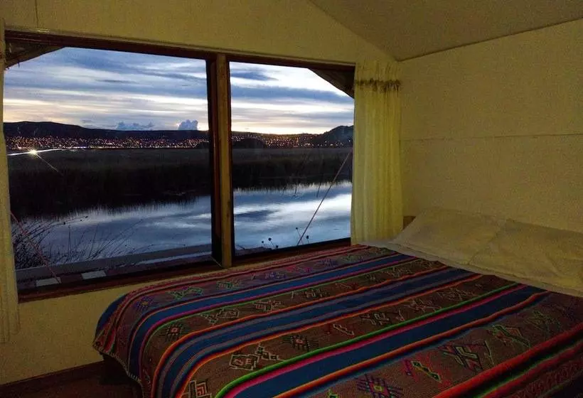 ペンション Uros Suma Jakaña Lodge