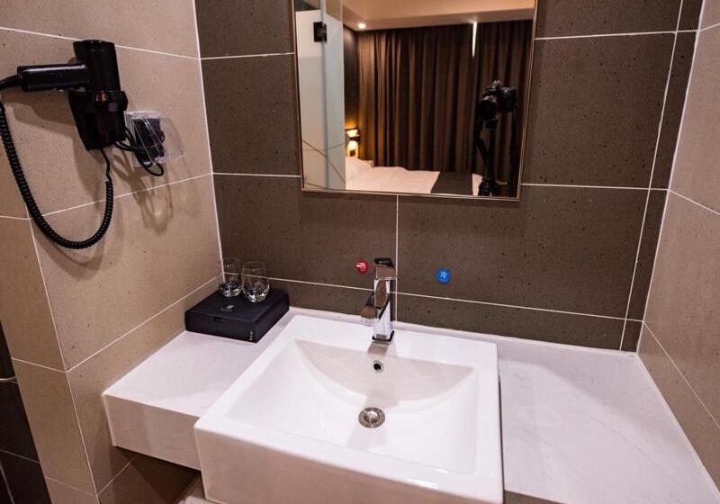 Thank Inn Chain Hotel Guangdong Qingyuan Fogang County 106 National Road