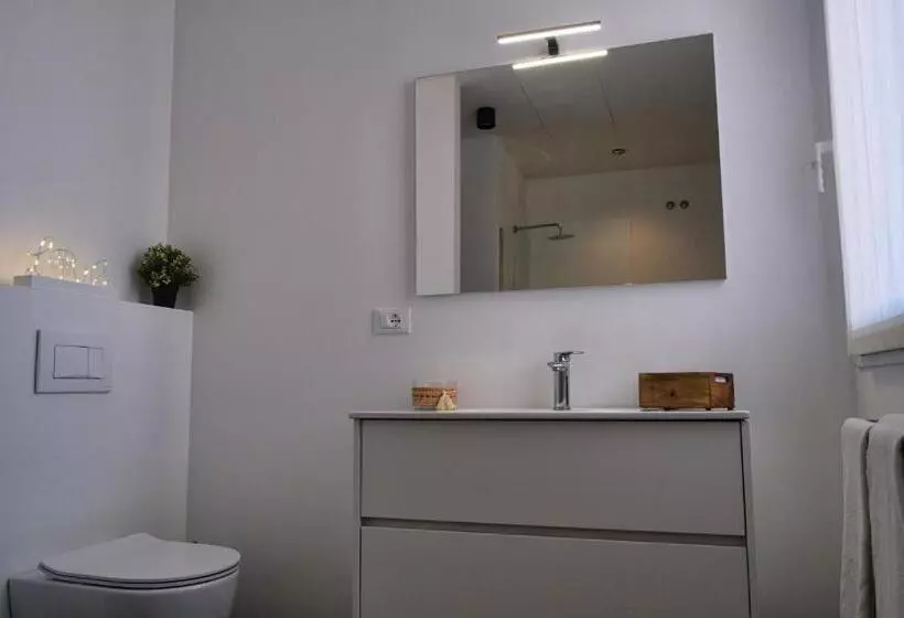 Amare Suite & Apartments