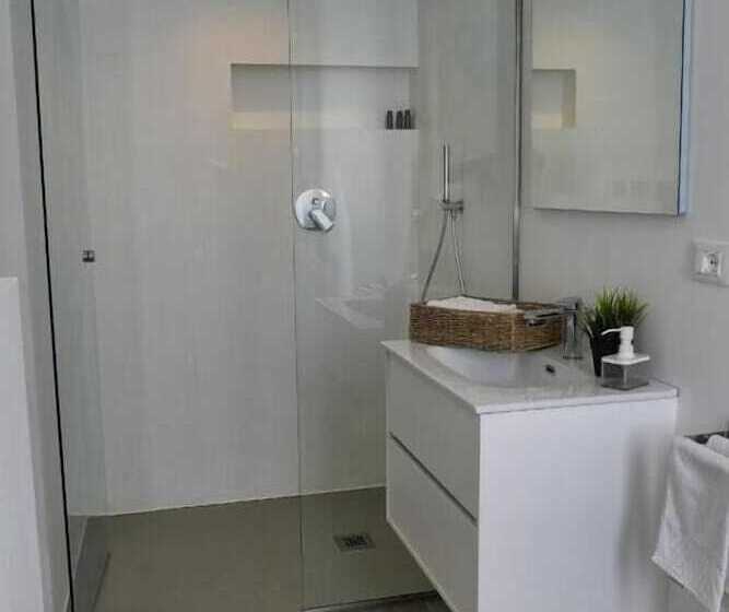 Amare Suite & Apartments