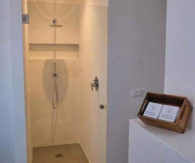 Amare Suite & Apartments