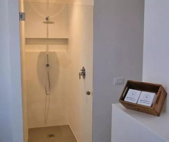 Amare Suite & Apartments