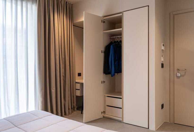 Amare Suite & Apartments