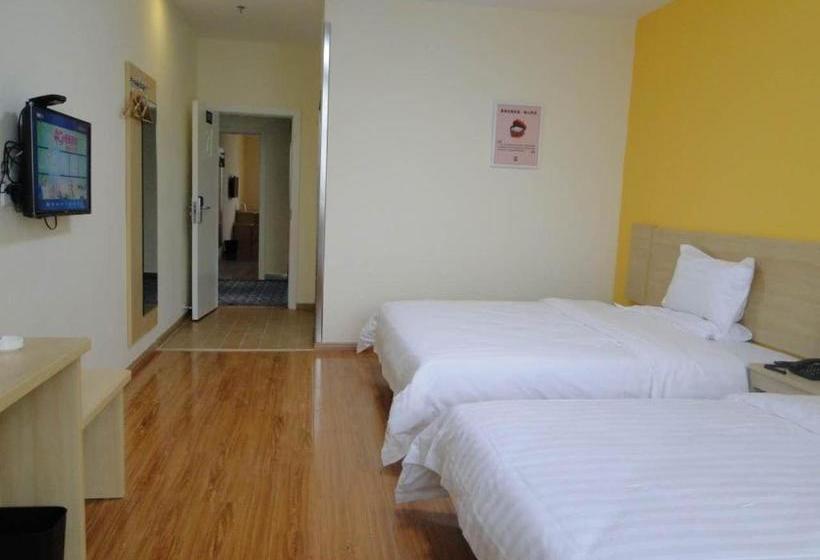 Otel 7days Inn Taihe Guoxing Auto And Agricultural Machine City