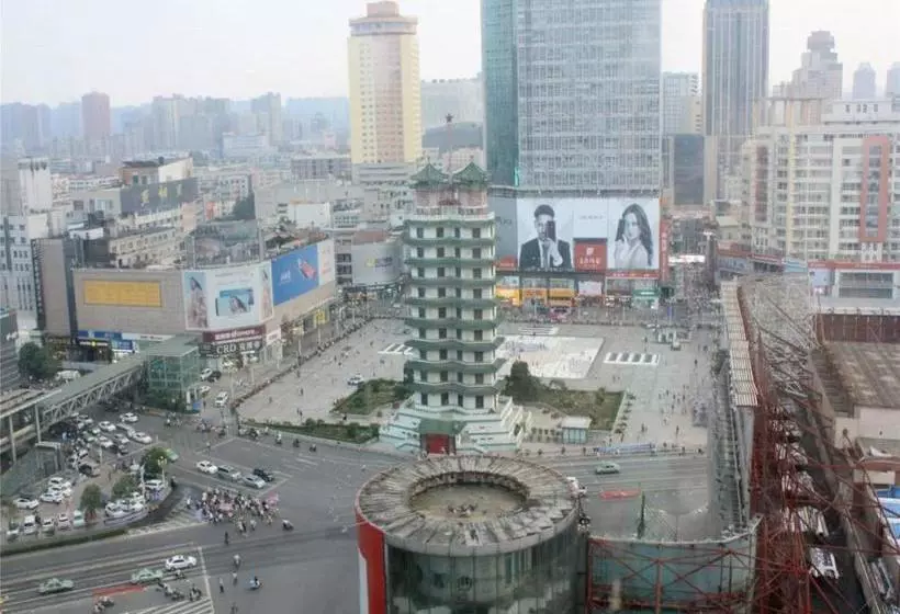 ホテル 7 Days Inn Zhengzhou Erqi Square Metro Station Branch