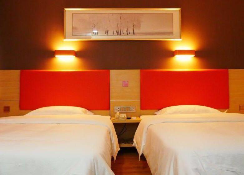 בית מלון כפרי 7days Premium Jiuquan Wanda Branch