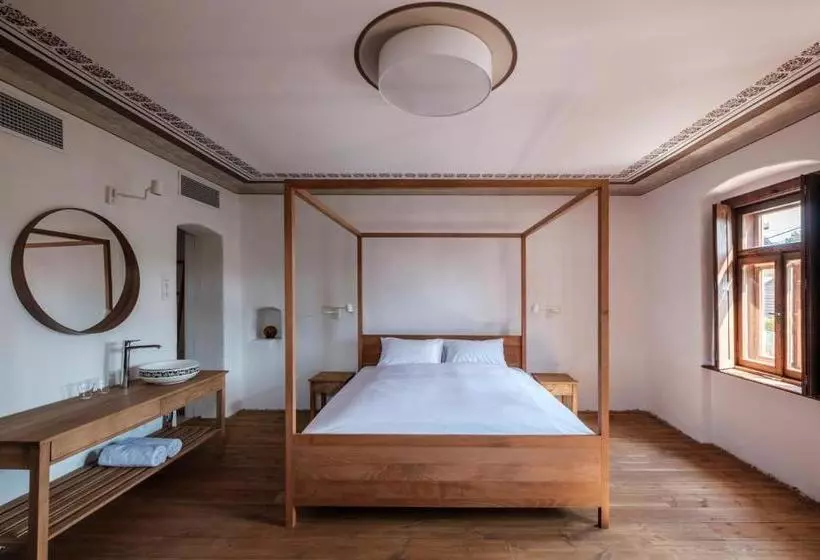 Hotelli Almalomb Apartman