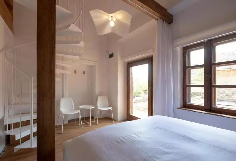 Hotelli Almalomb Apartman