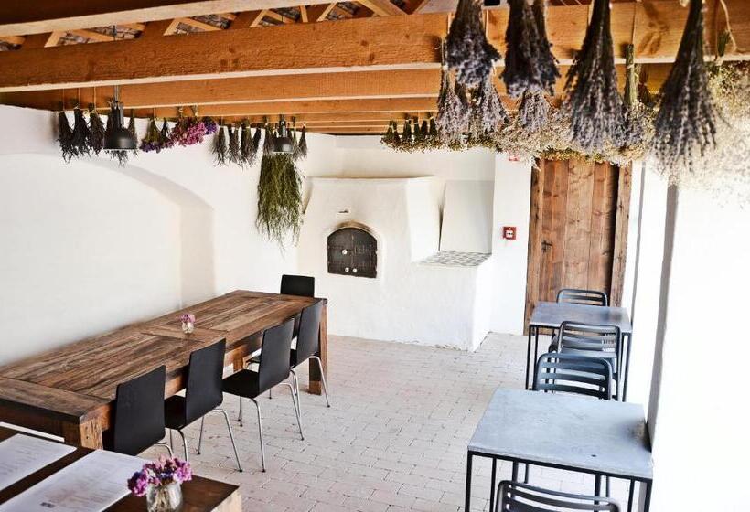 酒店 Almalomb Apartman