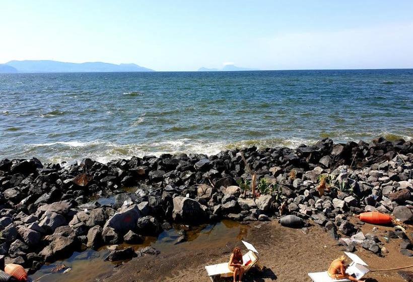 هتل Casa Rossa 1888