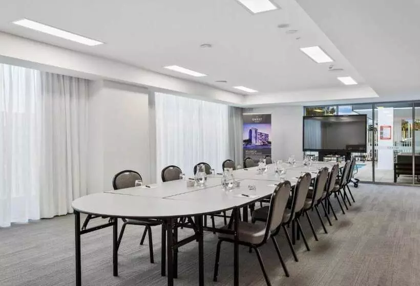 Hotelli Quest Perth Ascot