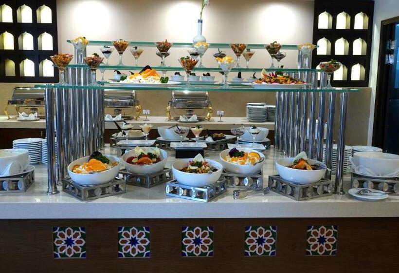 هتل Ramada By Wyndham Lahore Gulberg Ii