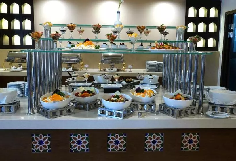 هتل Ramada By Wyndham Lahore Gulberg Ii