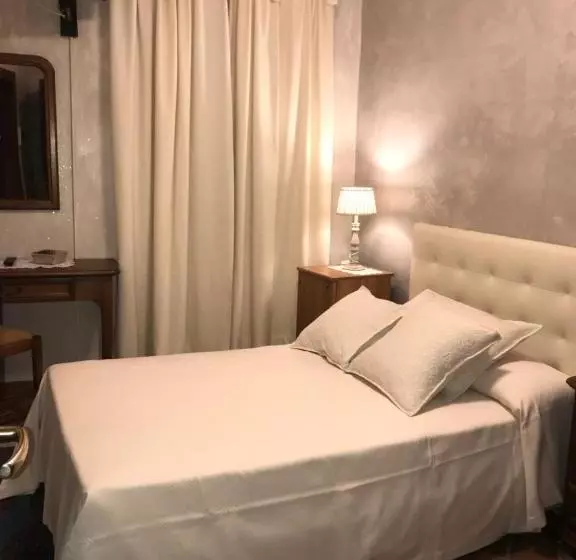 ホテル Ristorante Casalta