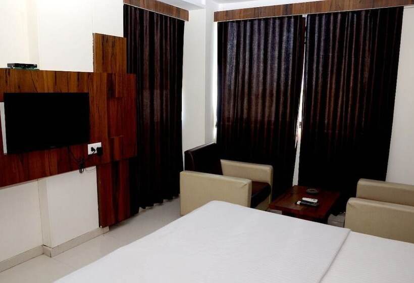 호텔 The New Holiday Ii