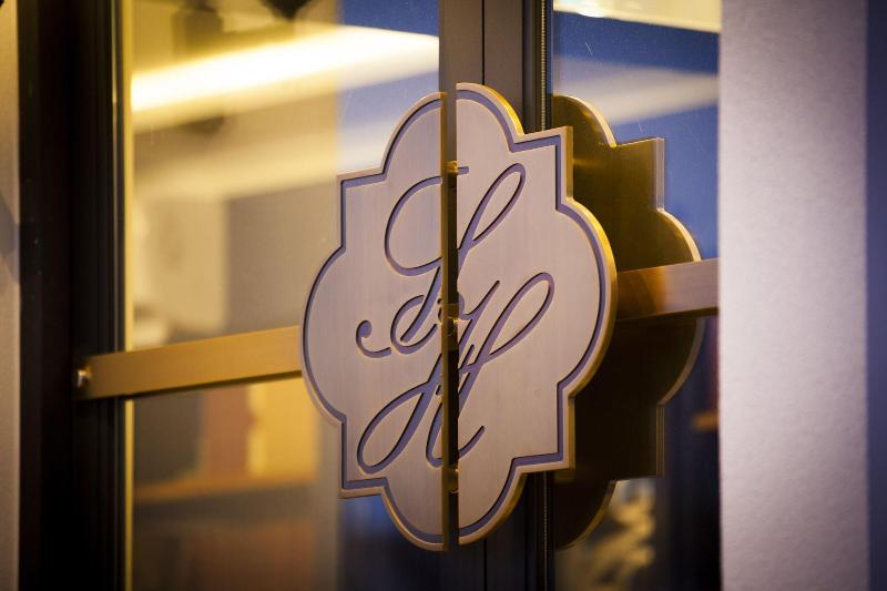 酒店 The Salisbury